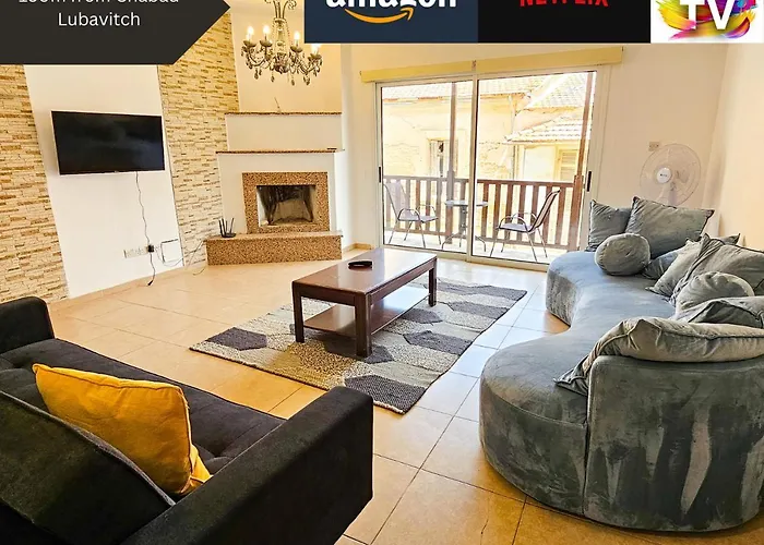 Sky Line City Apartment, 150M From Chabad Lubavitch