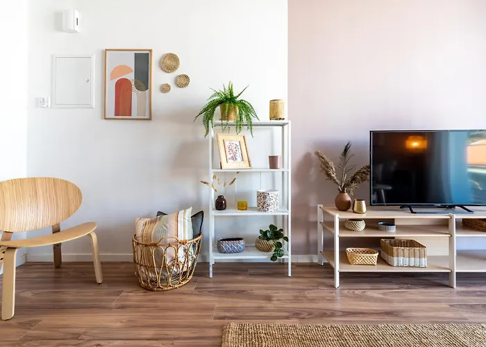 Arion 1-Bedroom Apartment In Larnaca