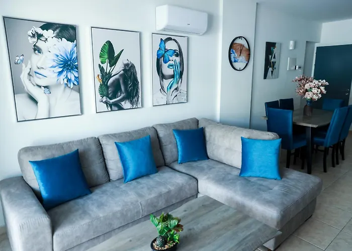 Olympia Flat 104