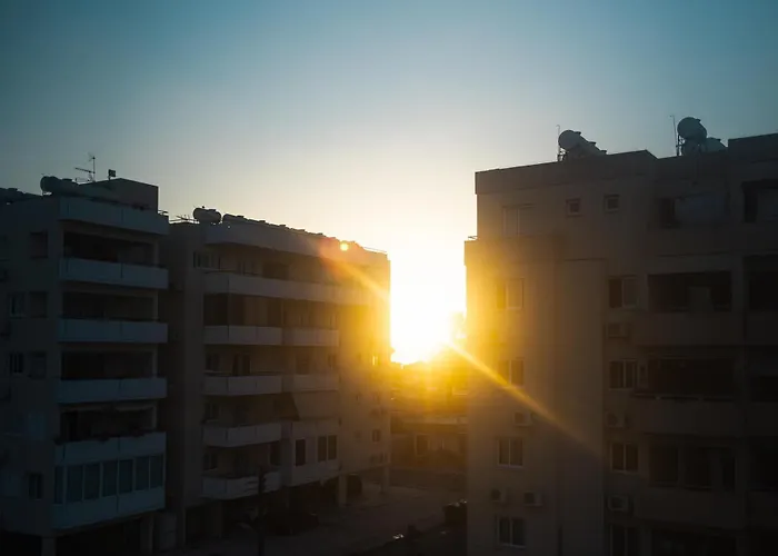 Maestro Sunrise View
