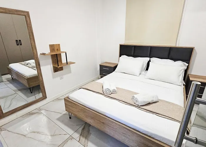 Mimi\'S Sunny Beach Apartment
