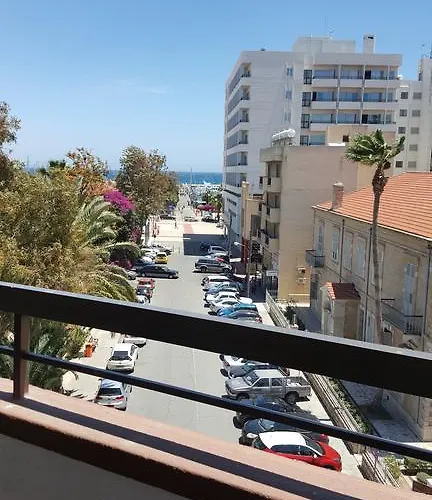Alex Seaview Apartment 32