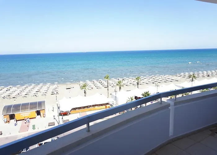 Lazuli Sea View Beachfront Ap 43