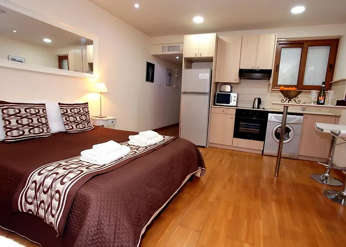 Ithaki Phinikoudes Apartment 307