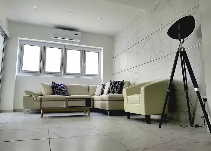 Seaside Apartment In Heard Of Larnaca