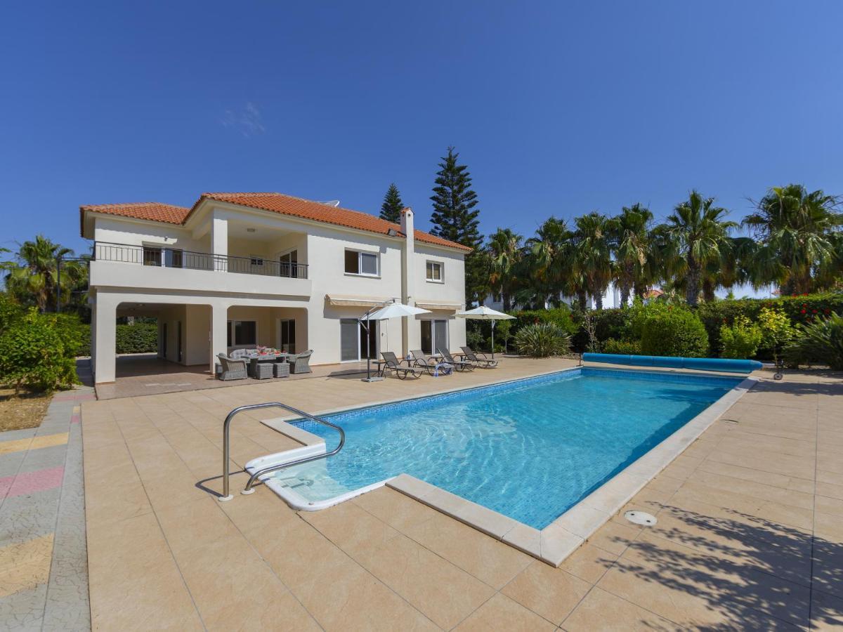 Meneou Seaside Mansion 7 Villa Larnaca
