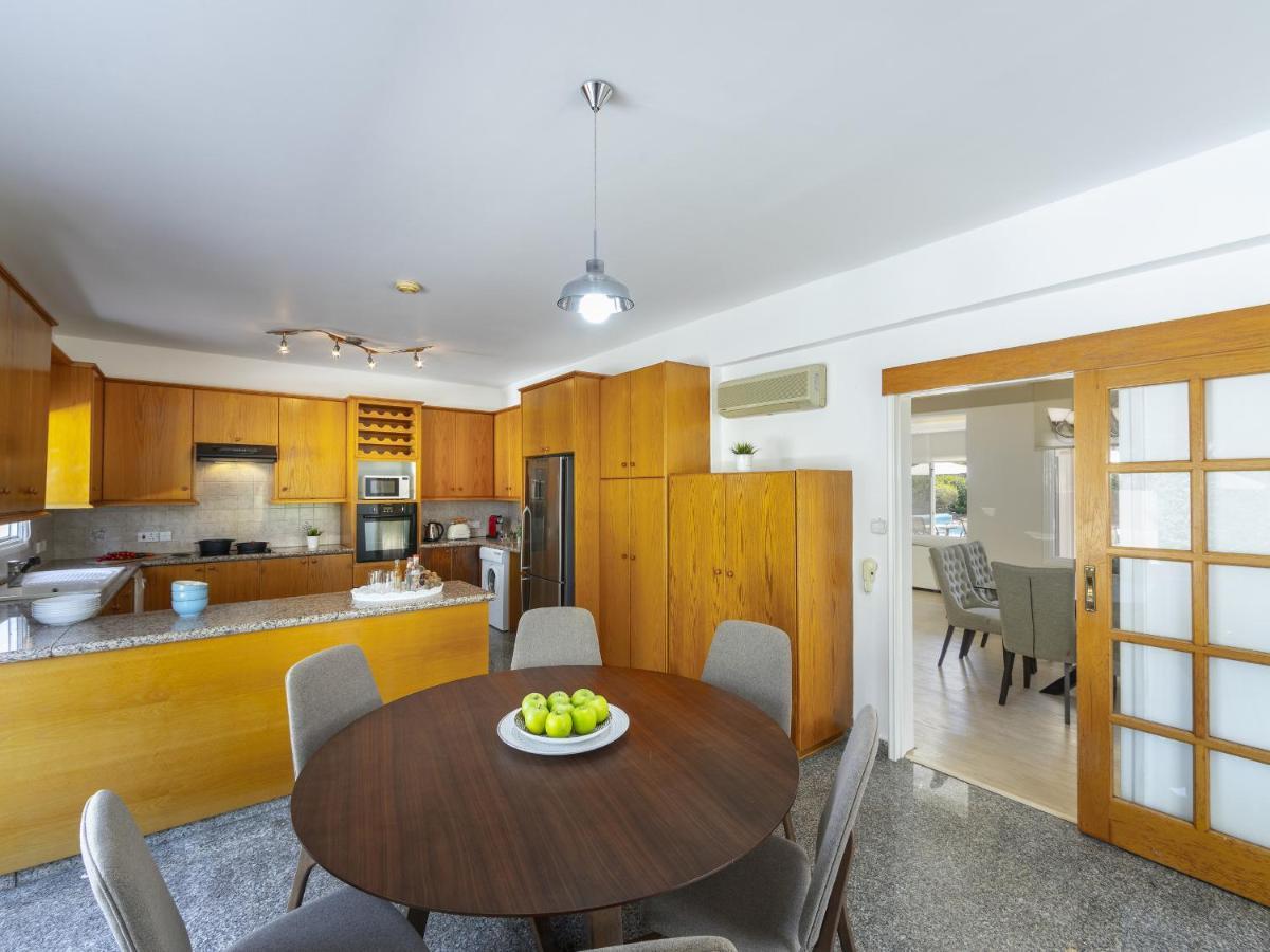 Meneou Seaside Mansion 7 * Larnaca