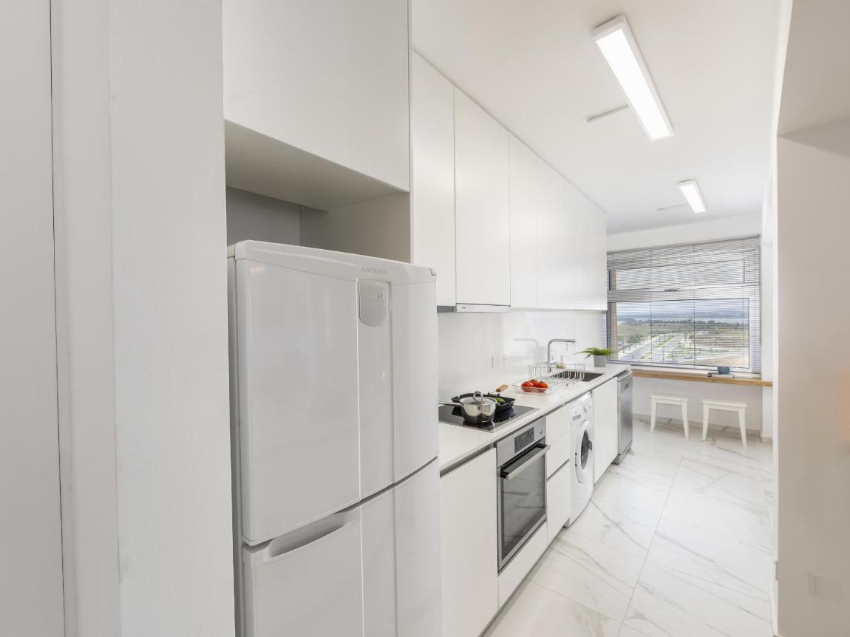 Mackenzie Leo Seafront Apartment Larnaca
