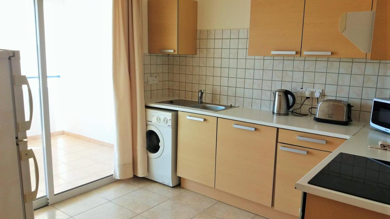 403 Carisa Artemis Court Apartment Larnaca