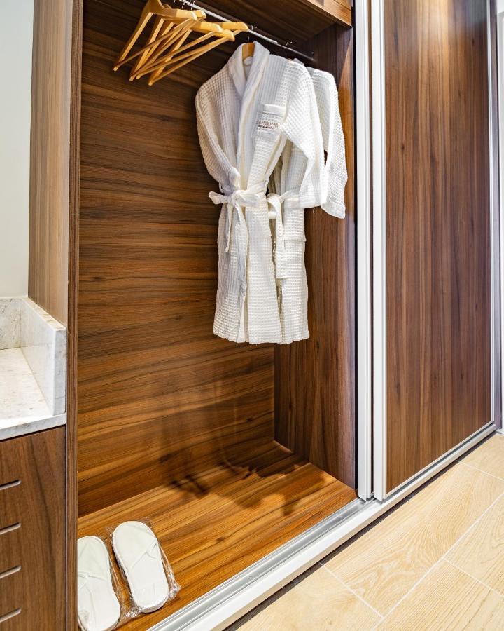 Leonardo Boutique Hotel 4*