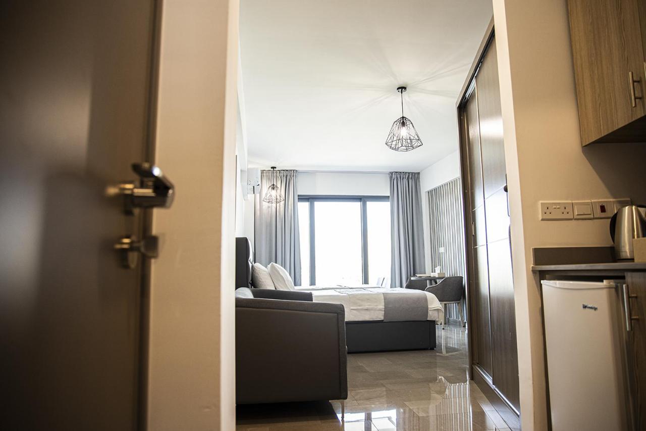 Jimmy's Aparthotel Larnaca