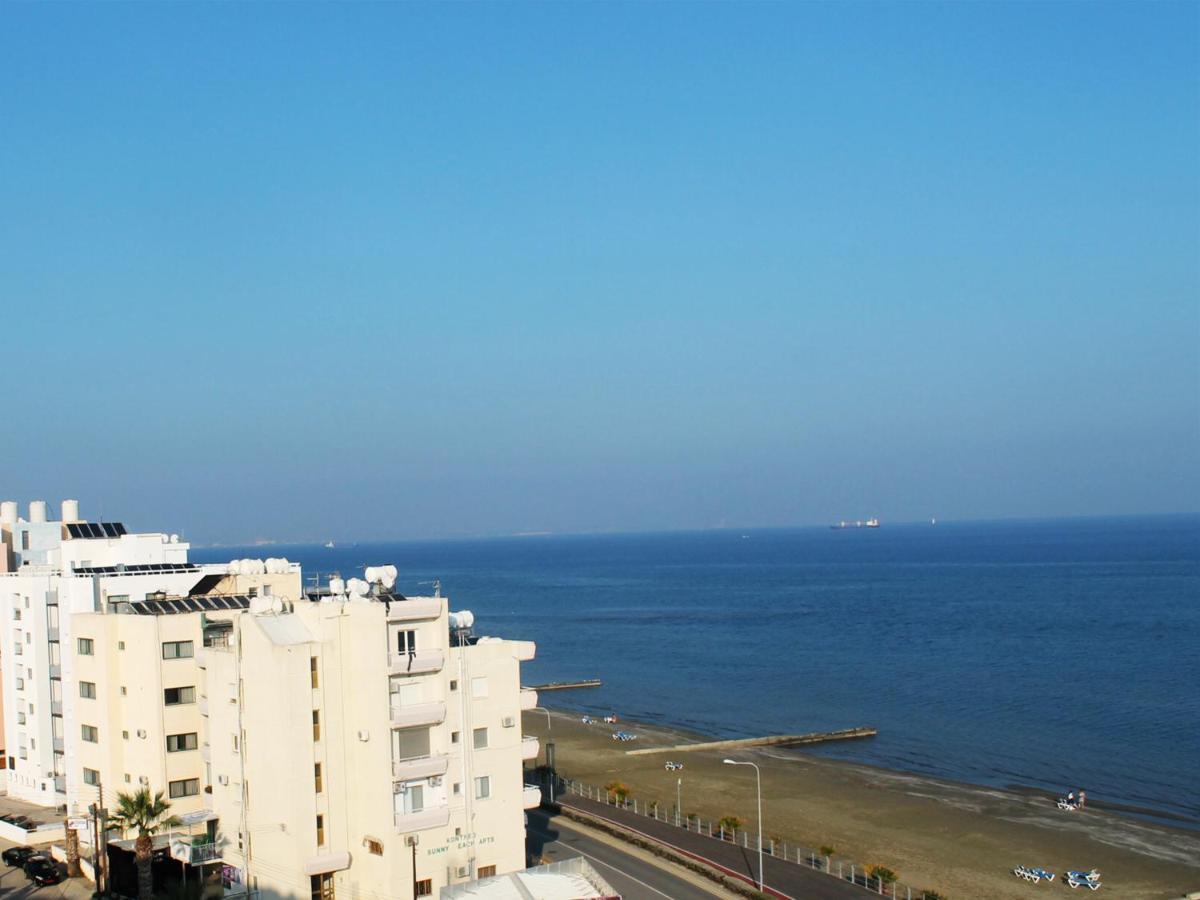Sunrise Seaview Apartment Larnaca
