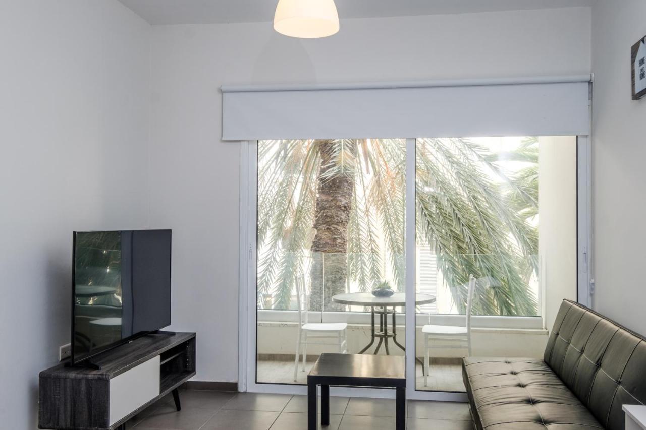 Apartment Spacious Studio Downtown Larnaca