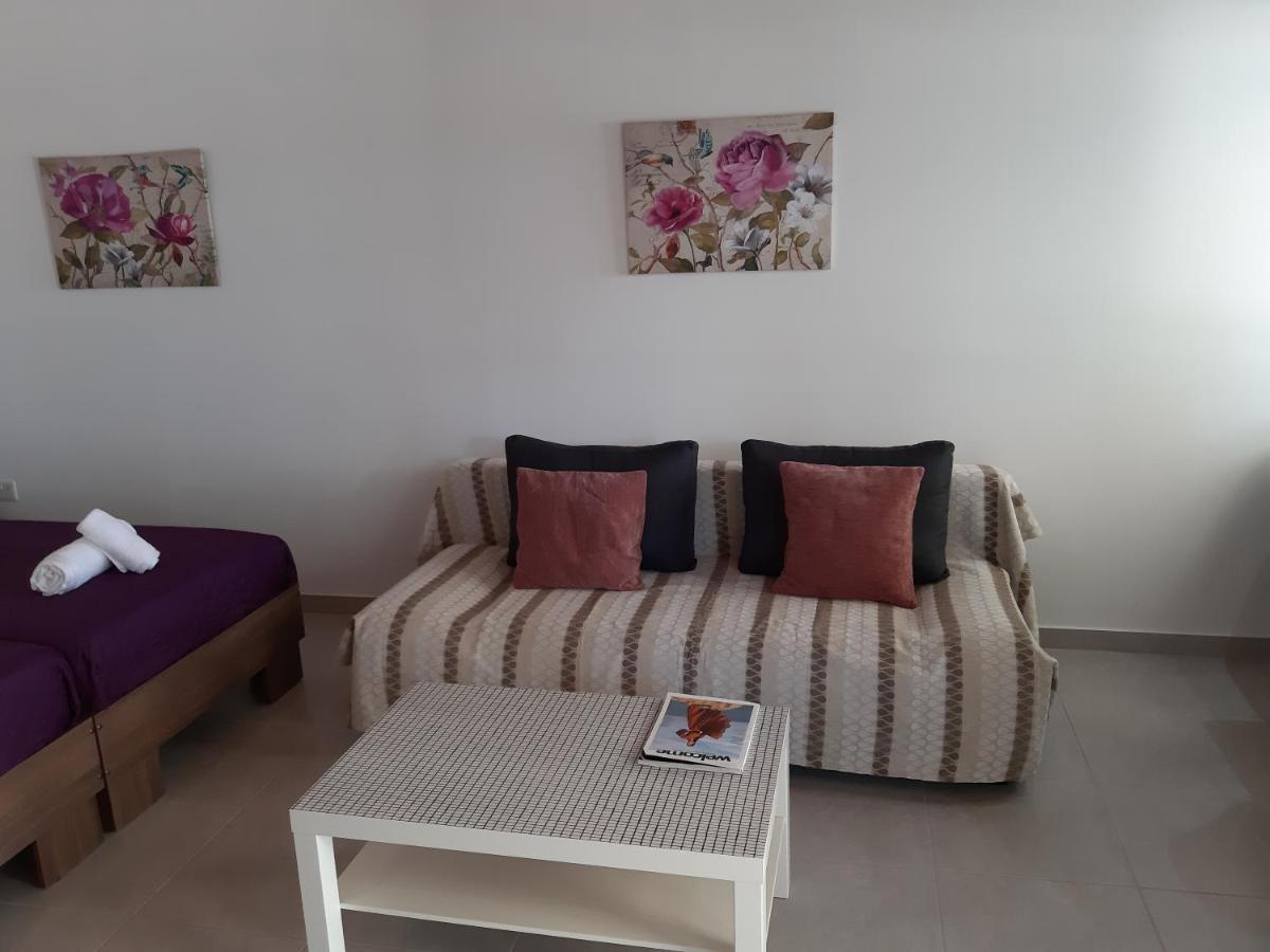 Apartment Zorbas Sea View No 5 Larnaca