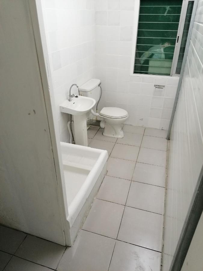Apartment Entire Prefabricated Garden Flat 1350m From Beach