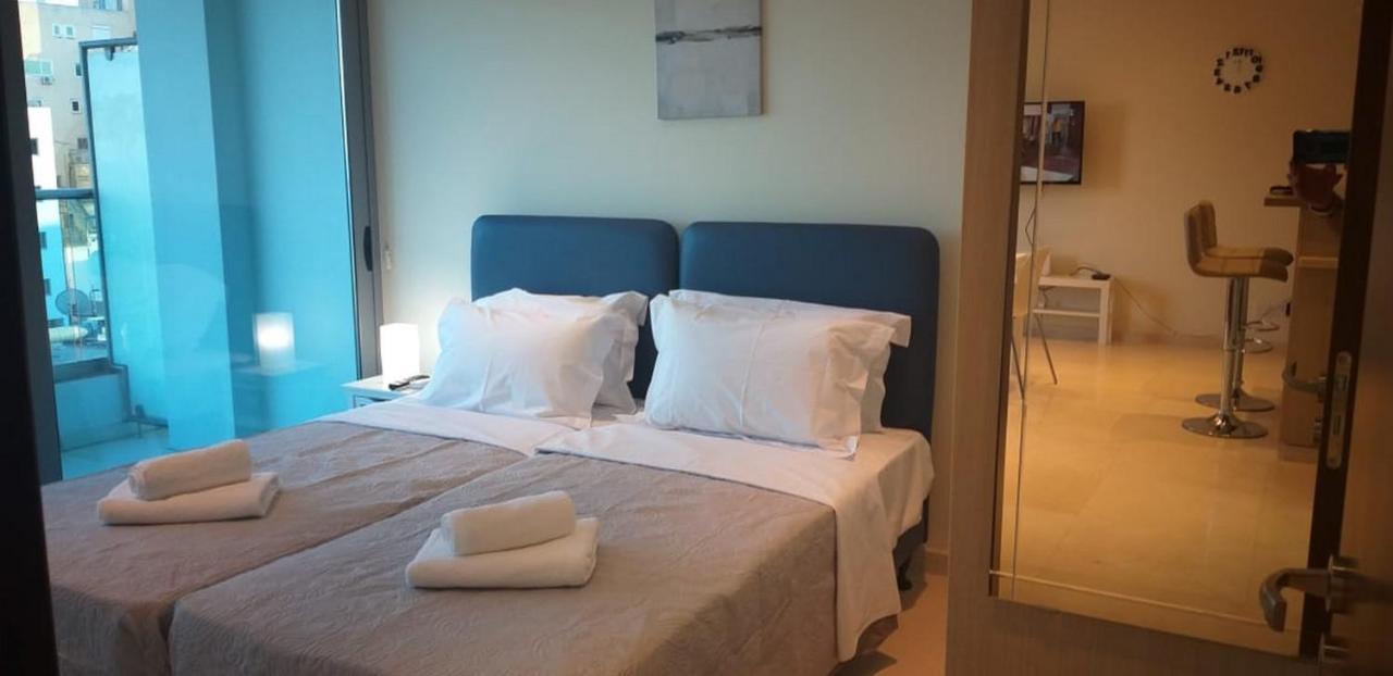 Apartamento Horizon Luxury At Finikoudes Beach 303