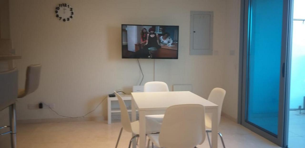 Horizon Luxury At Finikoudes Beach 303 Apartamento