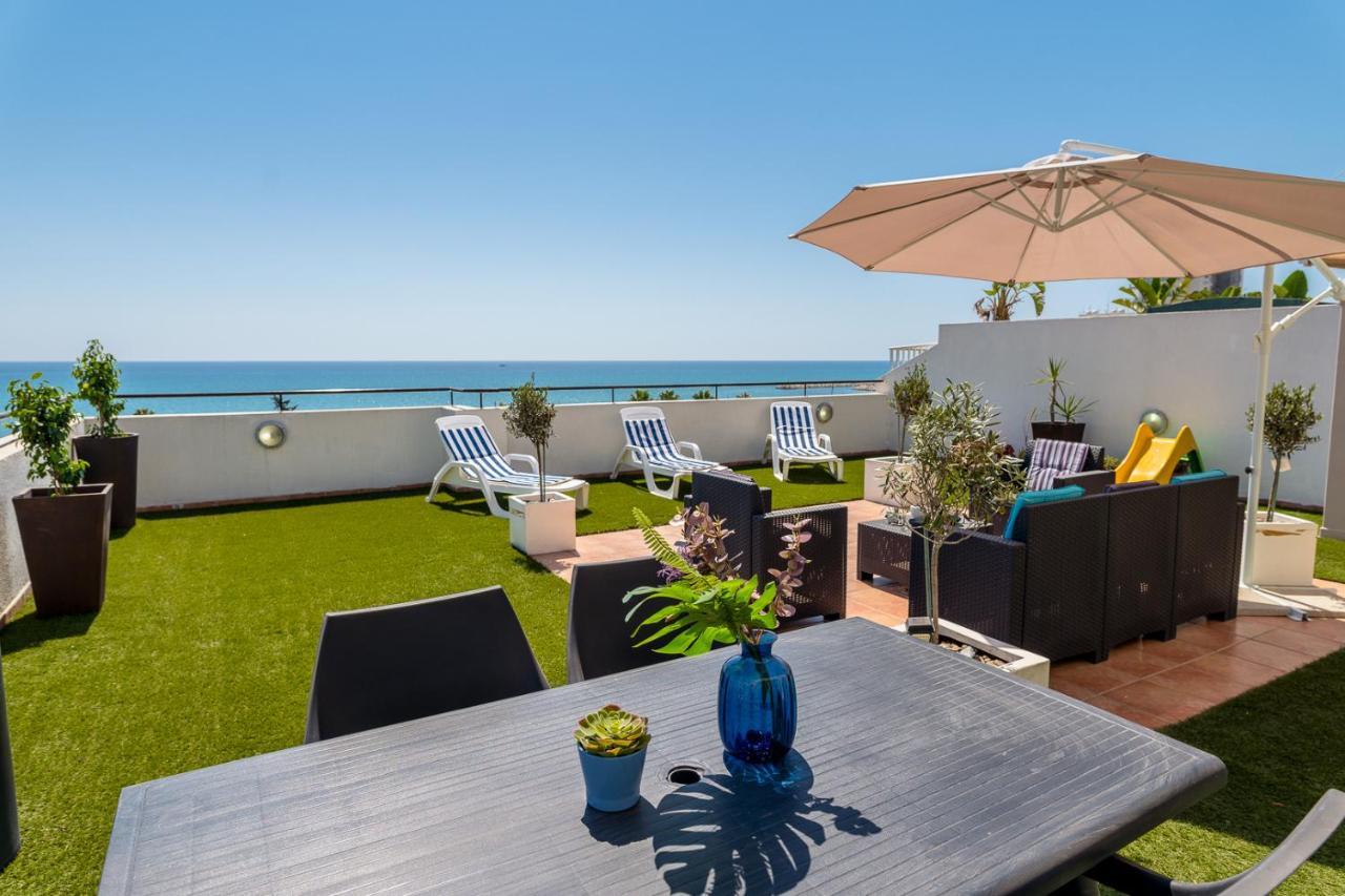 Makenzy Seaview Penthouse Apartment *