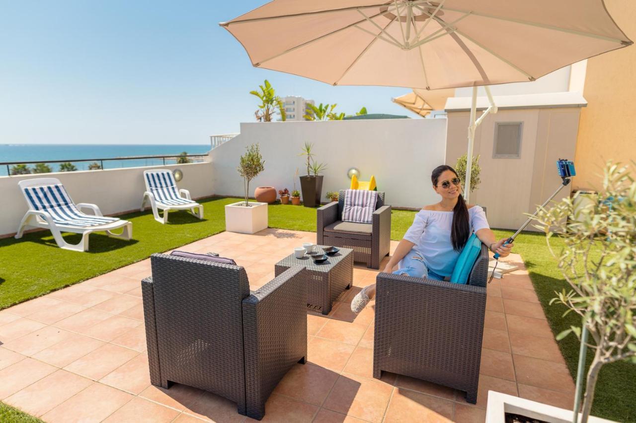 Makenzy Seaview Penthouse Apartment Larnaca