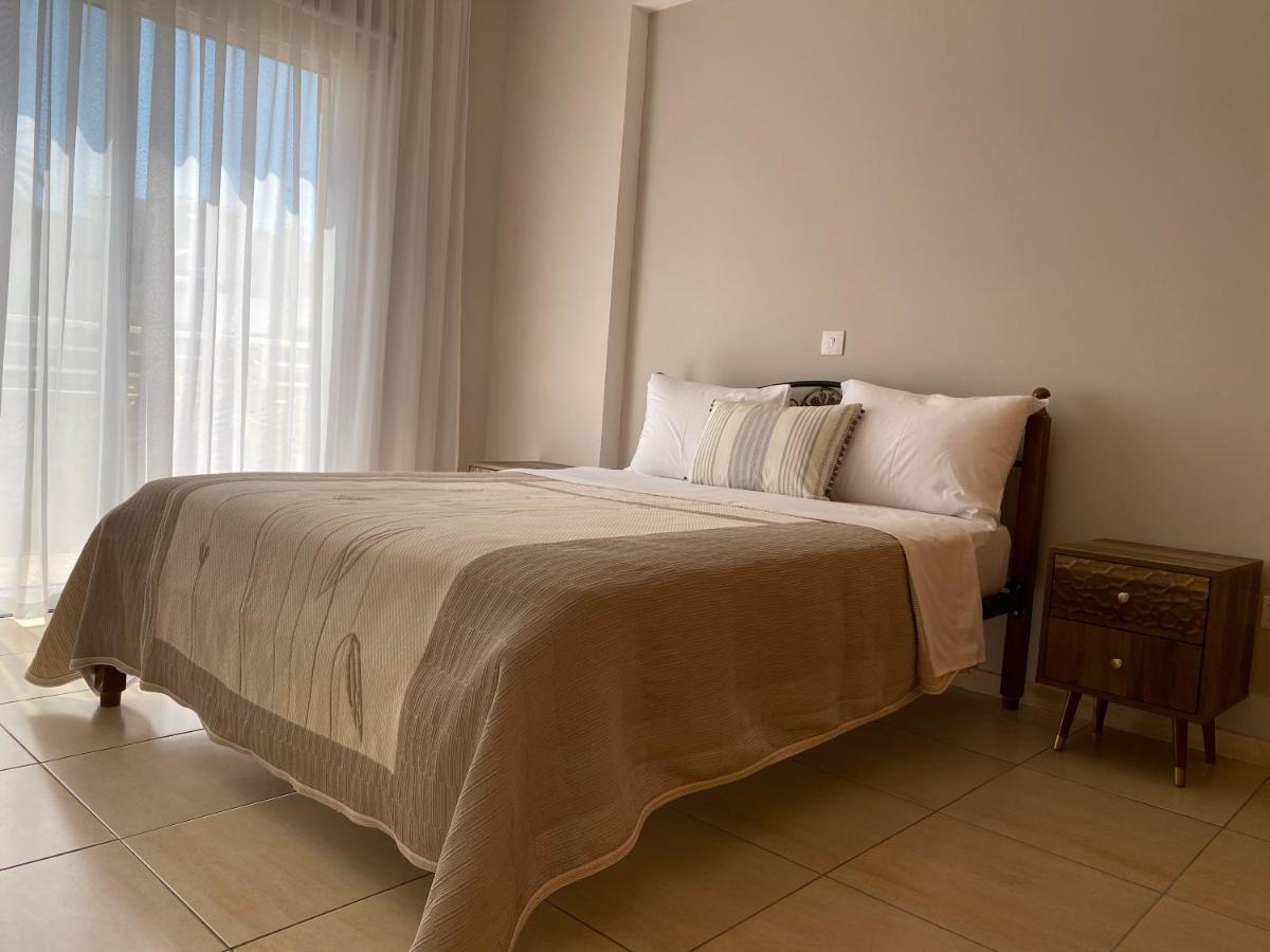 Holiday City Center Apartment