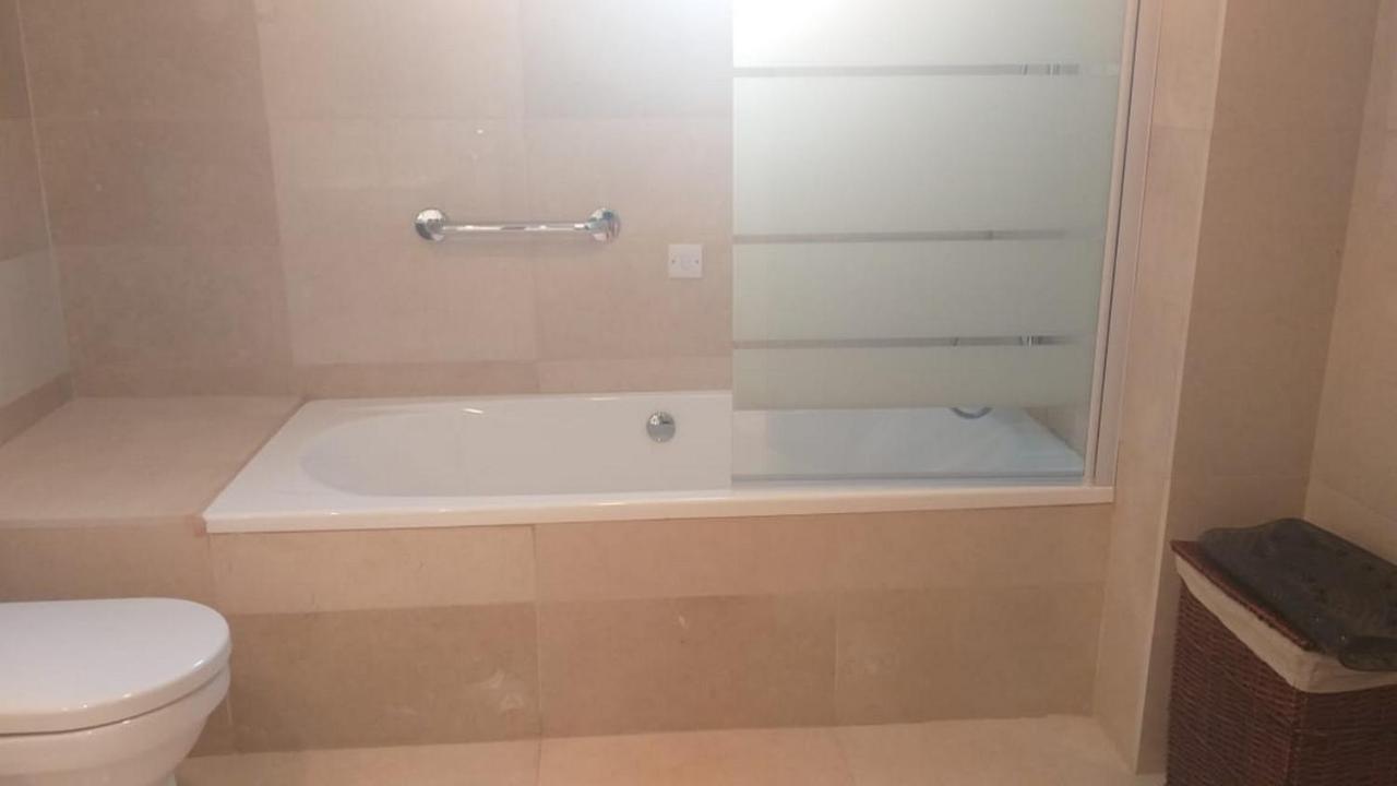 Horizon Luxury At Finikoudes Beach 301 * Larnaca