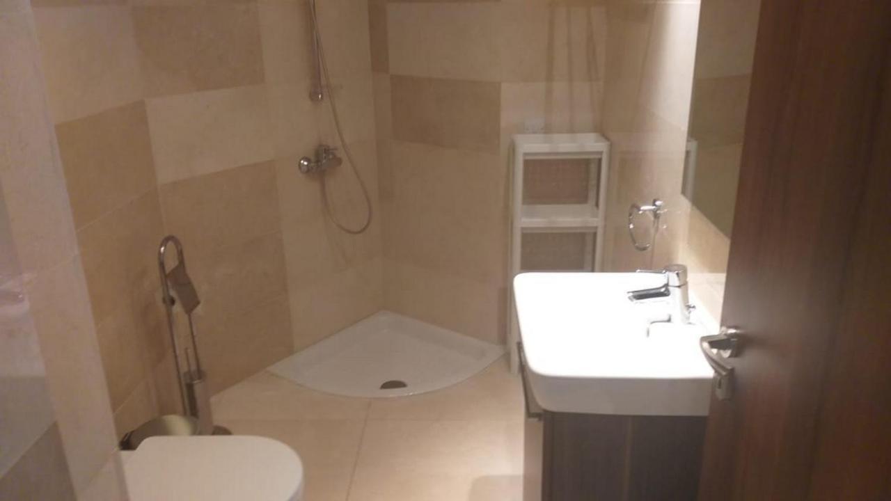 Horizon Luxury At Finikoudes Beach 301 *