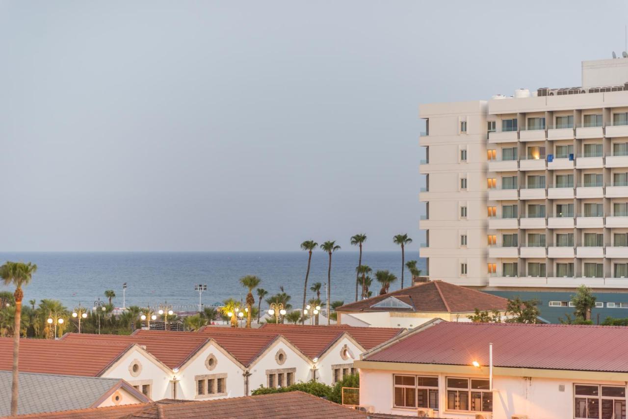 Sea View Flat 301 Larnaka