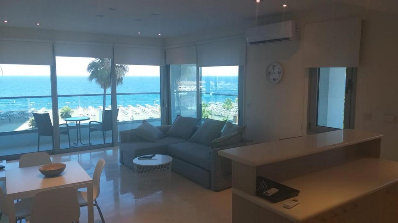 Căn hộ Horizon Luxury At Finikoudes Beach 302 Larnaca