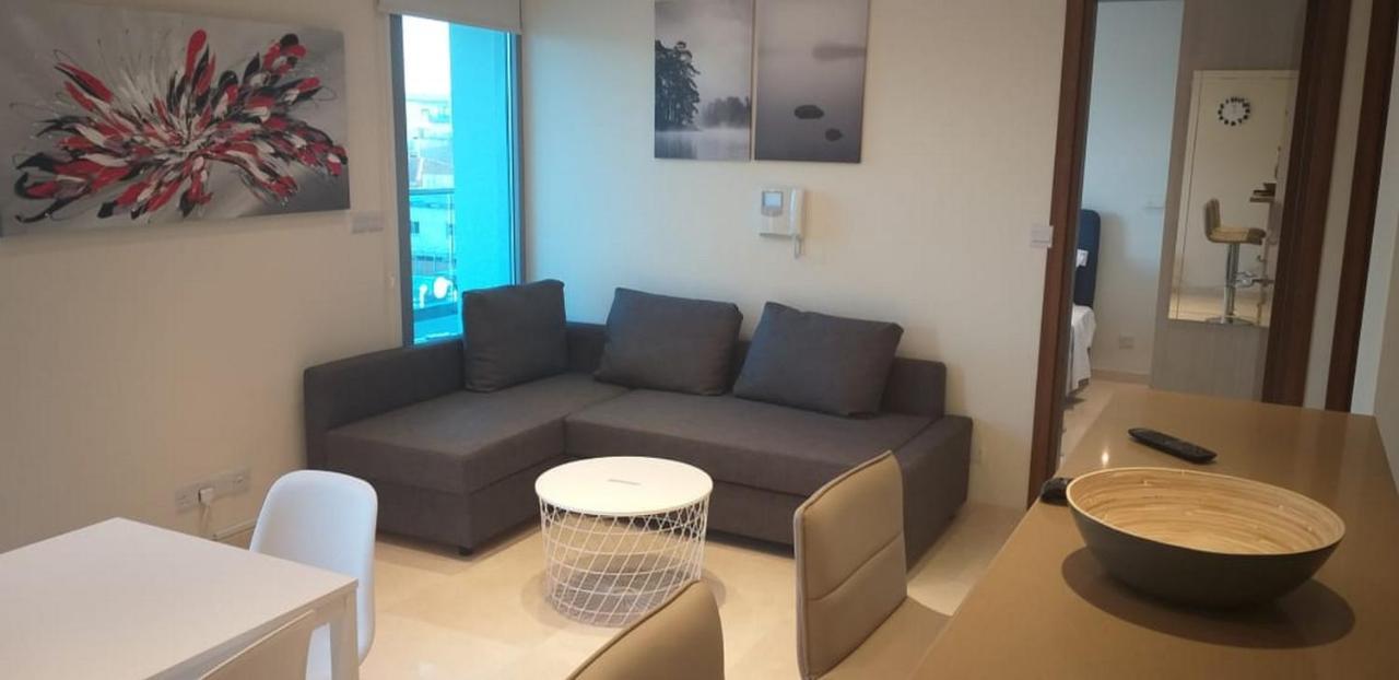 Apartamento Horizon Luxury At Finikoudes Beach 303