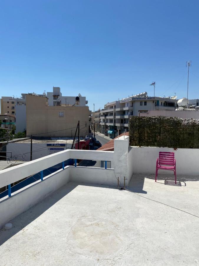 Past Or Trail Hostel Larnaca