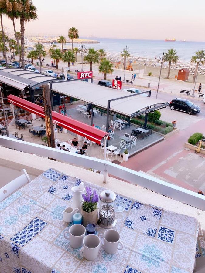 Front * Larnaca