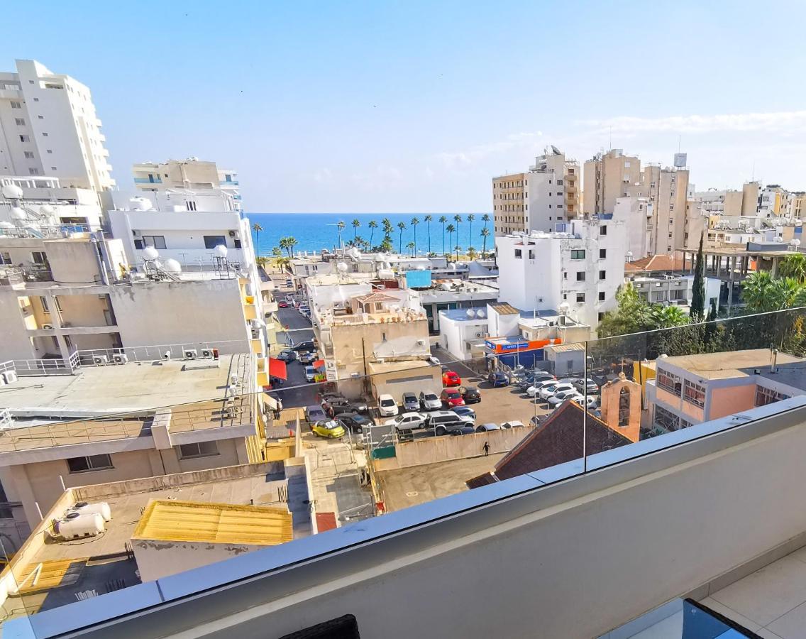 Sunny Daze Seaview Apartment Larnaca