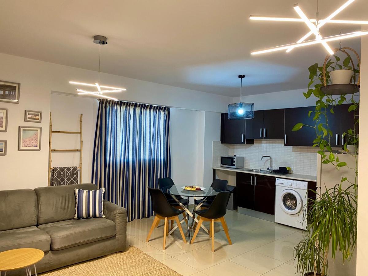 Fat Cow 103 Apartment Larnaca