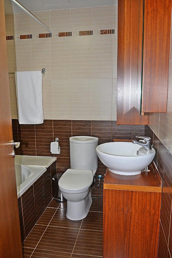 Nicolaides Sea View Căn hộ