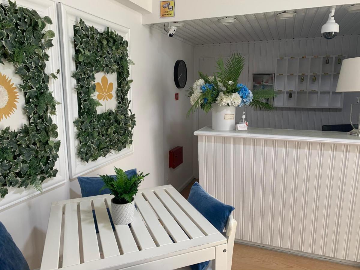 Pasithea Apartment