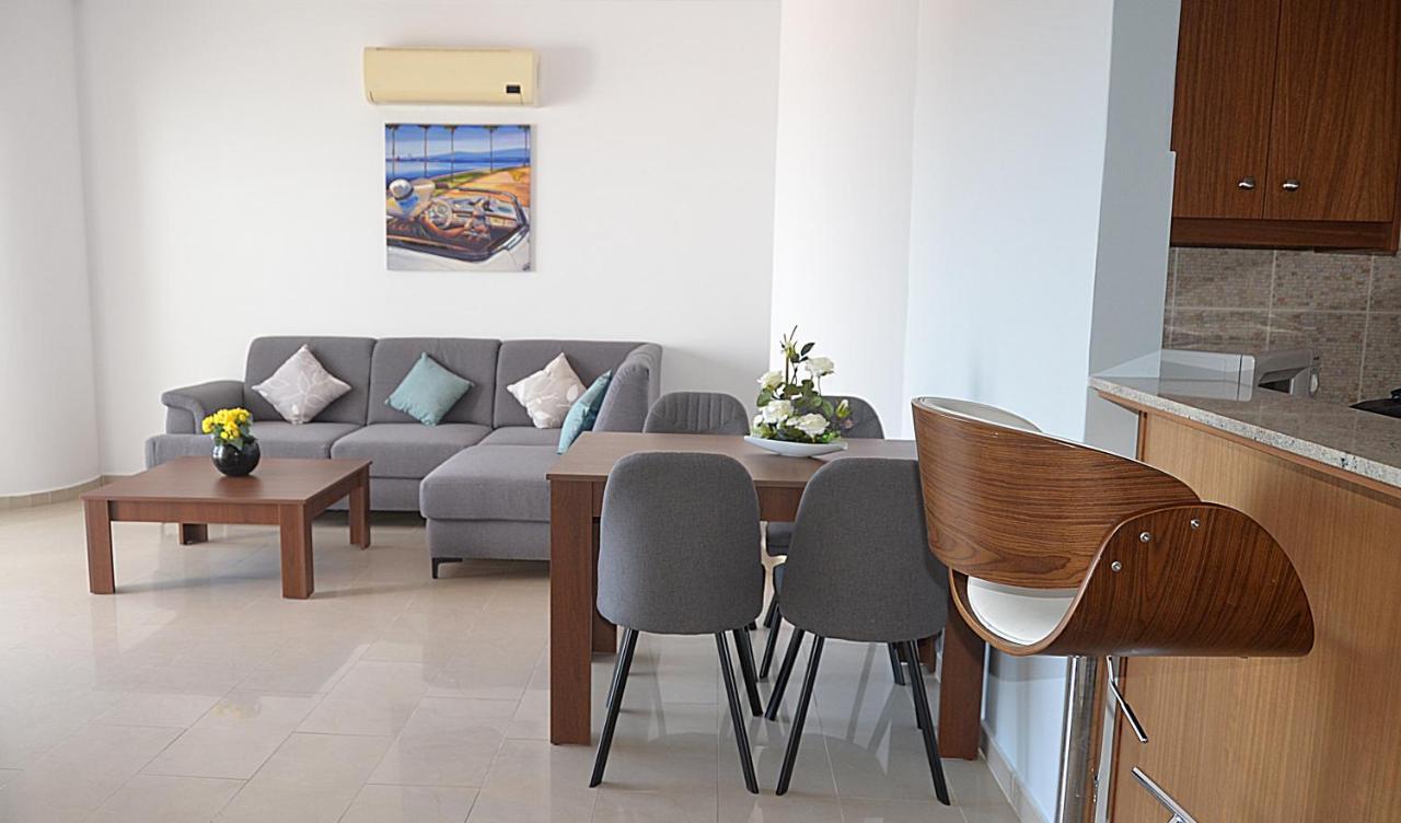Nicolaides Sea View Căn hộ Larnaca