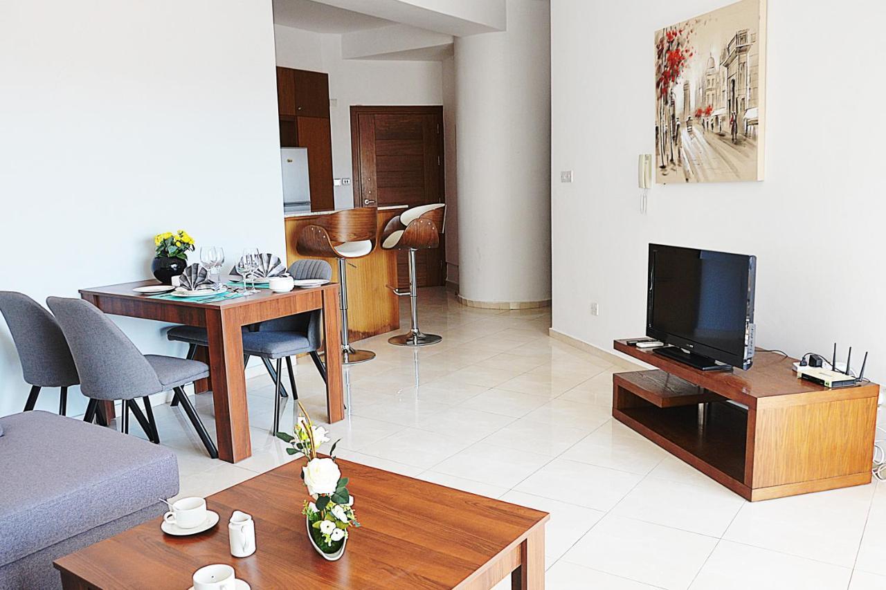 Nicolaides Sea View Căn hộ *