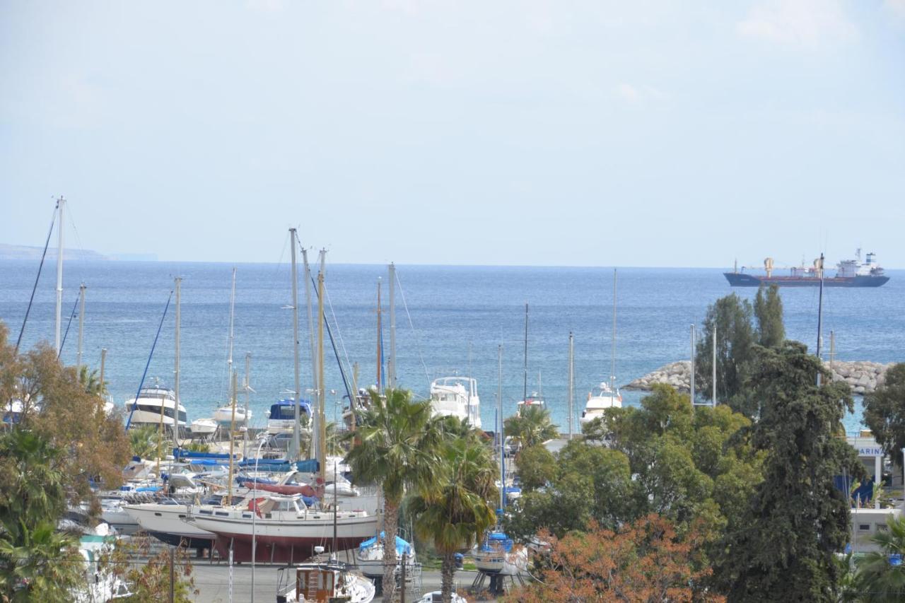 Nicolaides Sea View Căn hộ