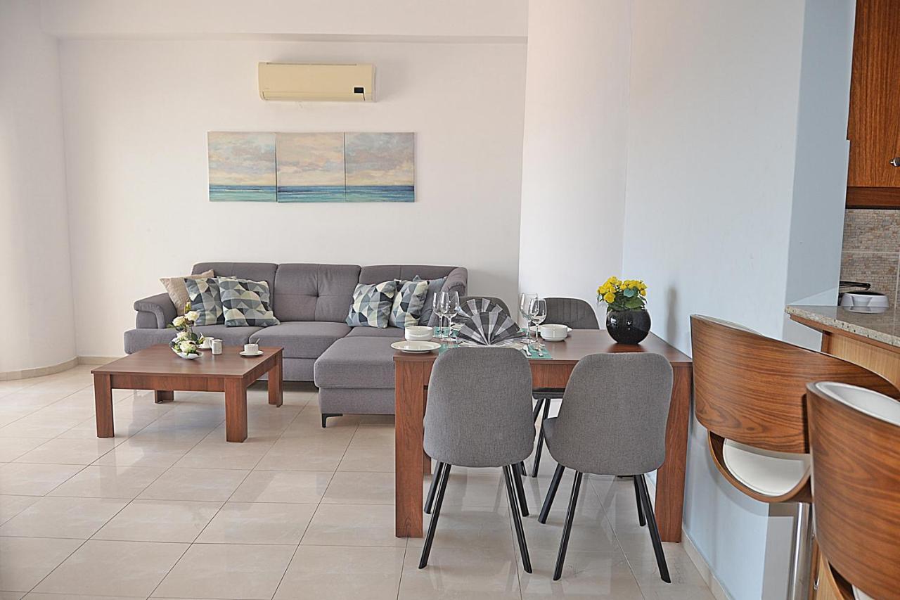 Nicolaides Sea View Căn hộ Larnaca