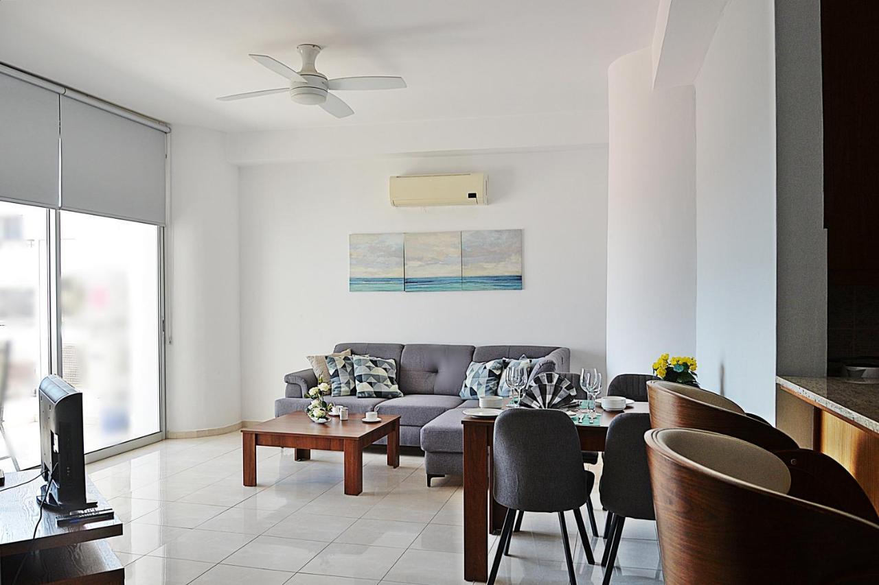 Nicolaides Sea View Căn hộ *