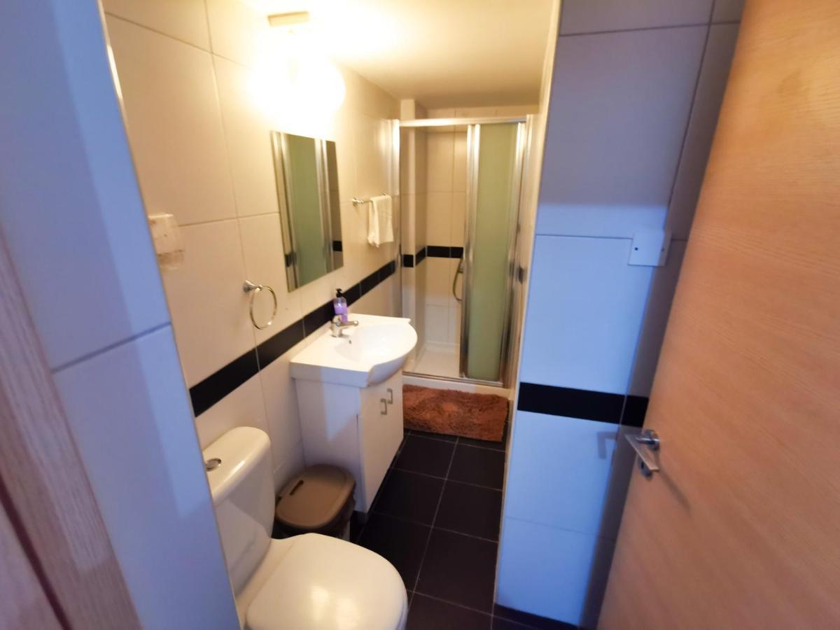 Beachy Keen Apartment Larnaca
