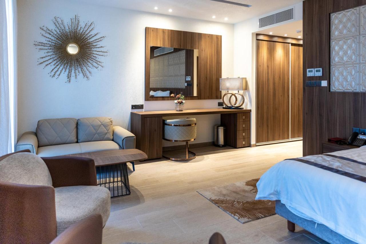 Leonardo Boutique Hotel Lárnaca