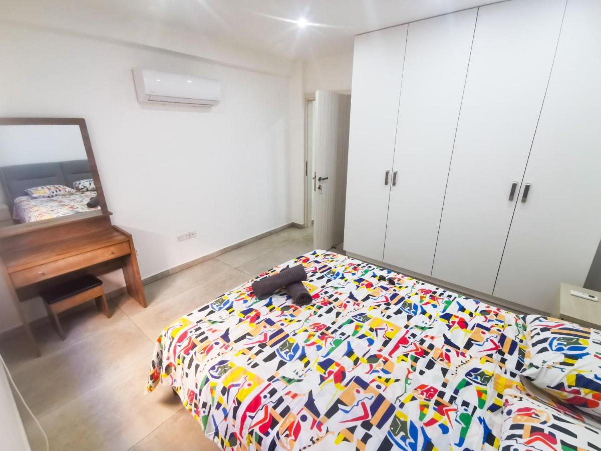 Apartment Sandy Bottoms Beach Larnaca