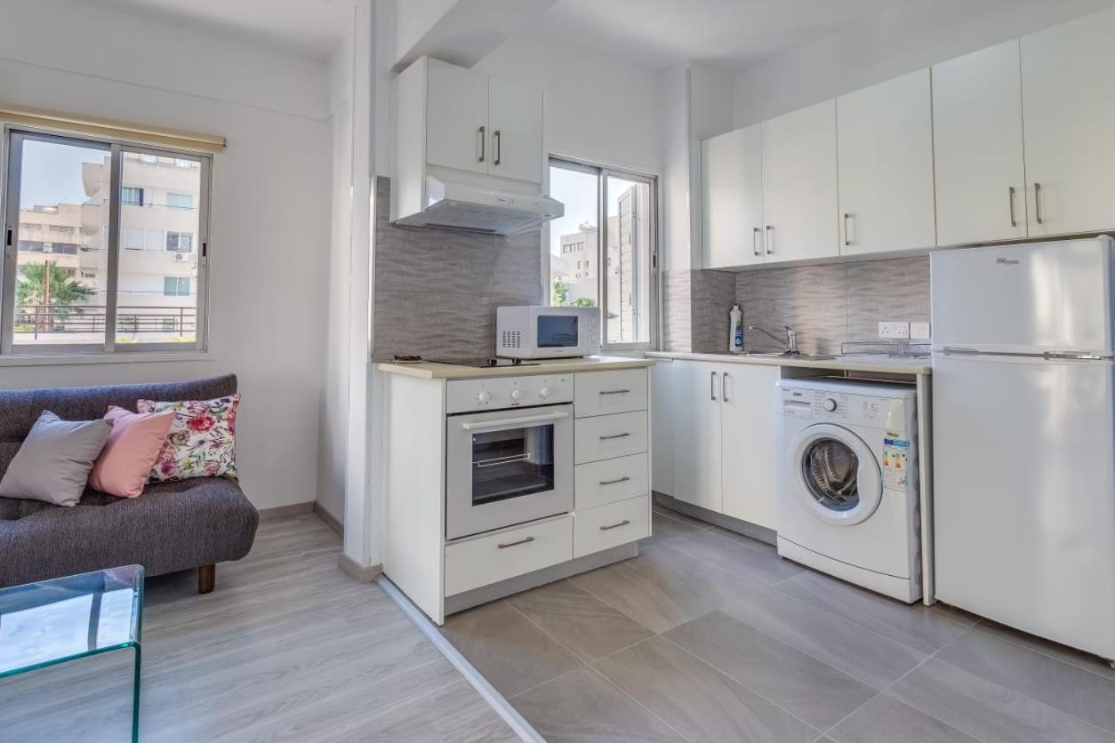 Downtown Apartment *