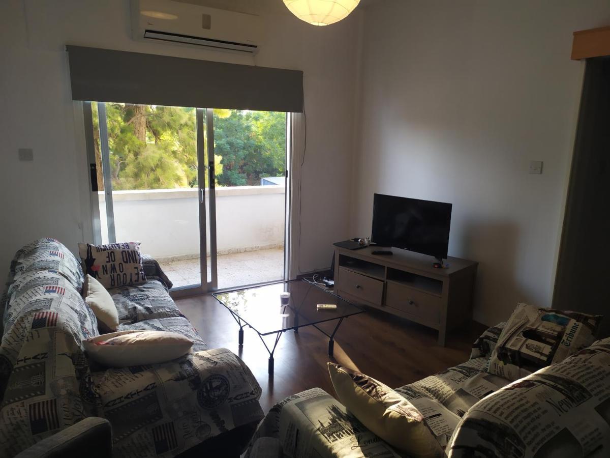 Apartment Cozy 2 Bedroom Larnaca