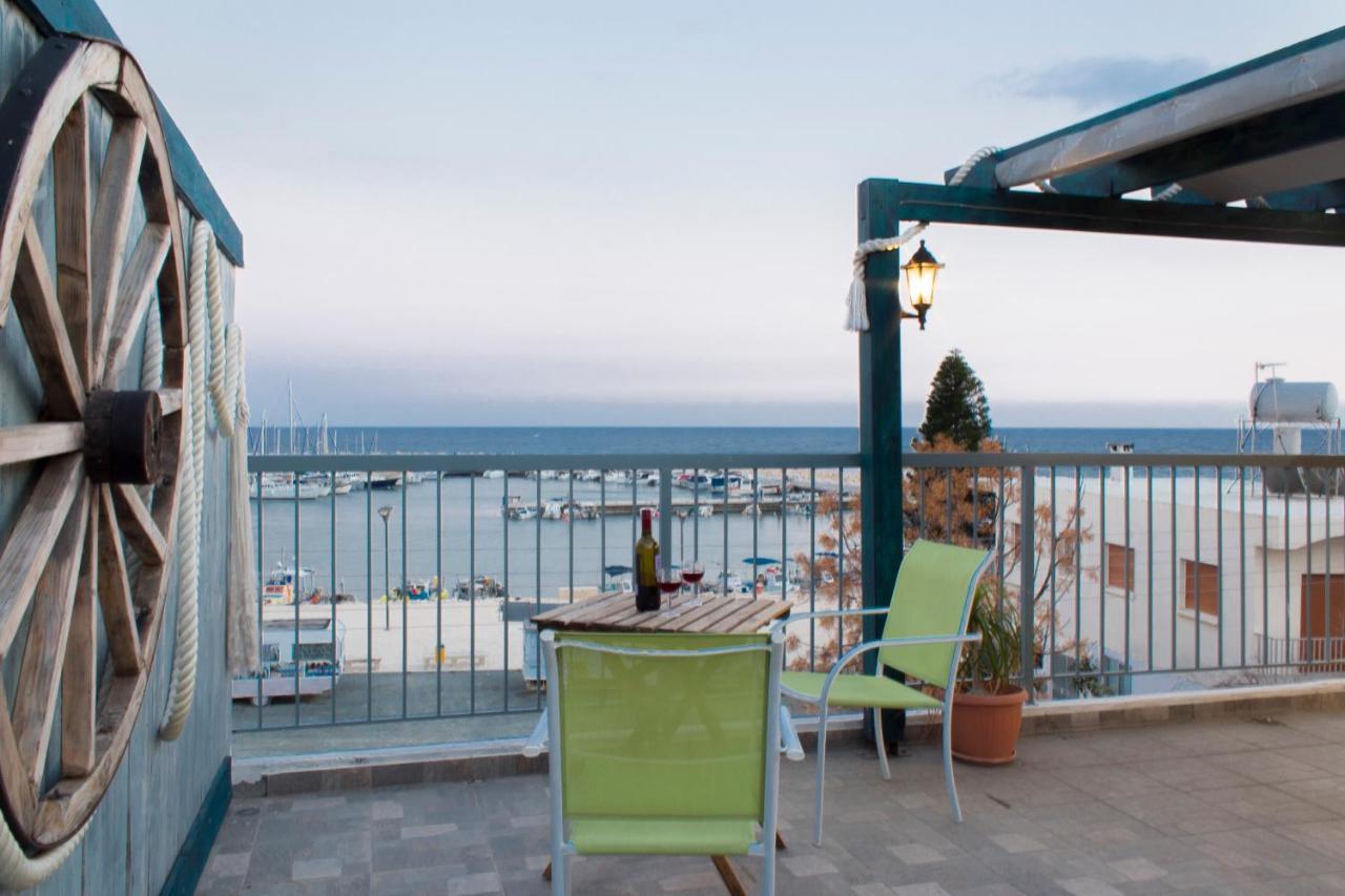 Holiday home Penthouse With Roof Garden In Zygi Village Marina *