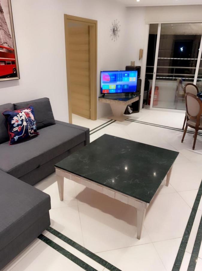 Room, 50m To The Finikoudes Homestay Larnaca