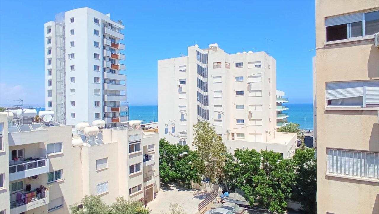 Apartment 5 Min To The Shared Incl Netflix - Private In 3 Bdr Larnaca