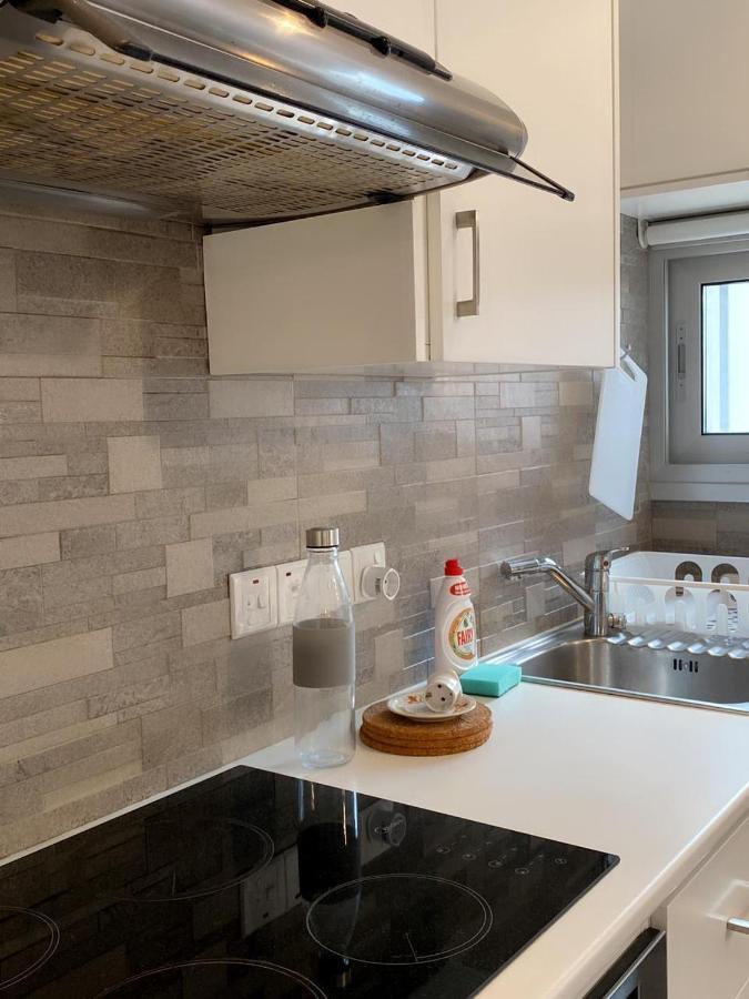 Next To The Beach Mackenzie Studio Apartment