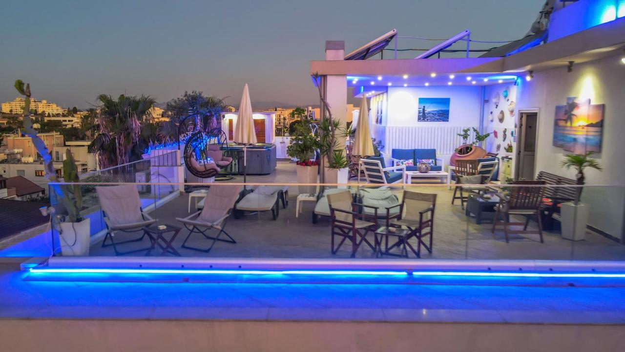 Mesogios House *